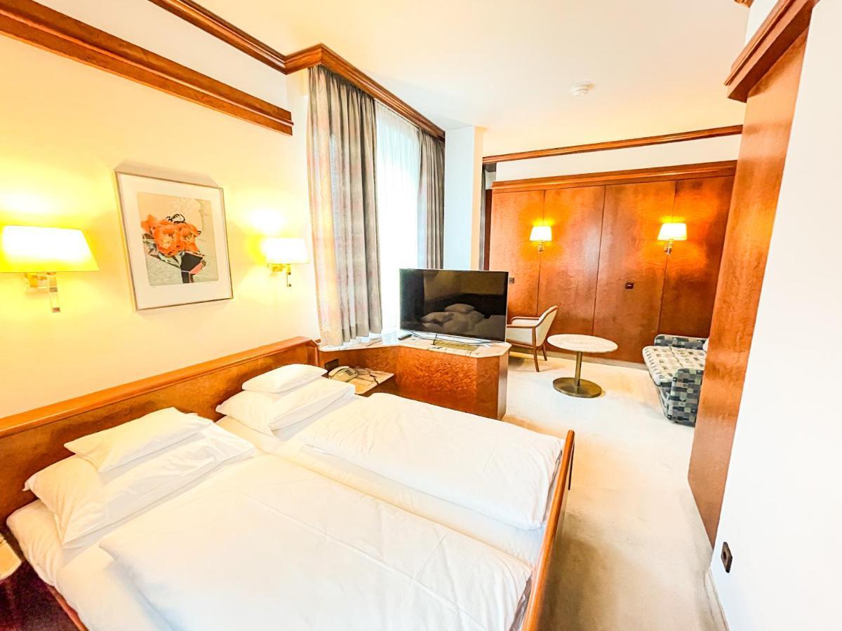 Gaestehaus Sophienstrasse Stuttgart Dış mekan fotoğraf